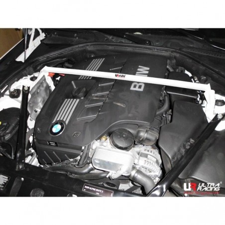Barra refuerzo torretas delantera Ultra Racing BMW BMW 5 525/528 F10 10+