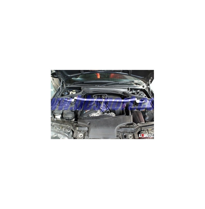 Barra refuerzo torretas delantera Ultra Racing BMW M3 E46 Barra refuerzo torretas delantera Ultra Racing BMW M3 E46