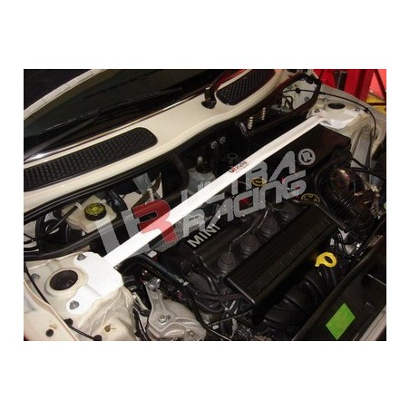Barra refuerzo torretas Ultra Racing Mini Cooper (S) R53/R55 1.6 01+