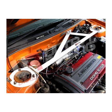 Barra refuerzo torretas Ultra Racing Mitsubishi Lancer EVO 4-5-6
