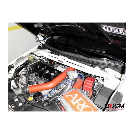 Barra refuerzo torretas Ultra Racing Mitsubishi Lancer EVO 10