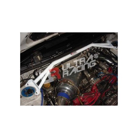 Barra refuerzo torretas Ultra Racing Subaru Impreza GC8 94-01