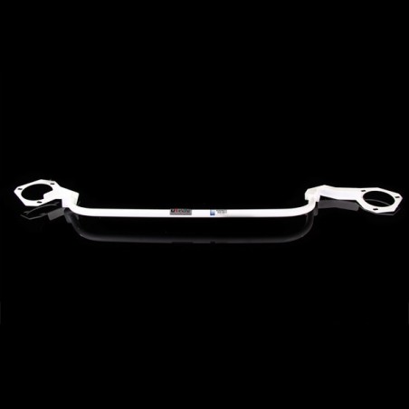 Barra refuerzo torretas Ultra Racing VW Golf 5/6 GTI +R +R32 & Audi A3 & S3 8P