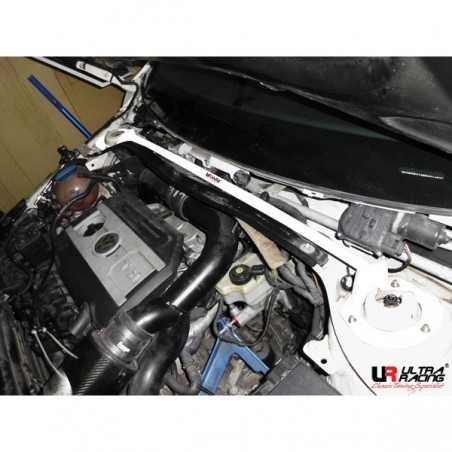 Barra refuerzo torretas Ultra Racing VW Scirocco 1.4TSI/ R 2.0T