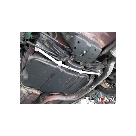Refuerzo 4 Puntos subchásis trasero Ultra Racing Toyota Celica ST 183 90-93