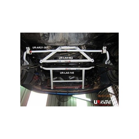 Refuerzo trapezoidal subchásis delantero Ultra Racing Toyota MR2 SW20
