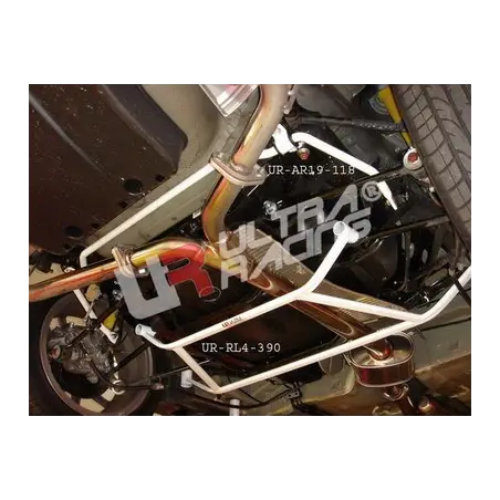 Refuerzo paralelogramo 4 puntos subchásis trasero Ultra Racing Honda Accord CL7 Euro 03-08