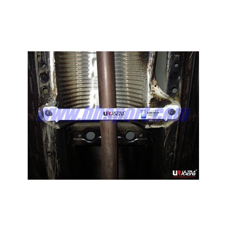 Barra refuerzo inferior subchásis intermedia Ultra Racing Honda Civic FB 2.0 2010- Barra refuerzo inferior subchásis intermedia Ultra Racing Honda Civic FB 2.0 2010-