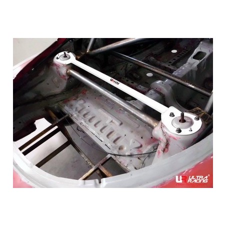 Barra refuerzo torretas trasera Ultra Racing Mazda RX7 FD 93-97