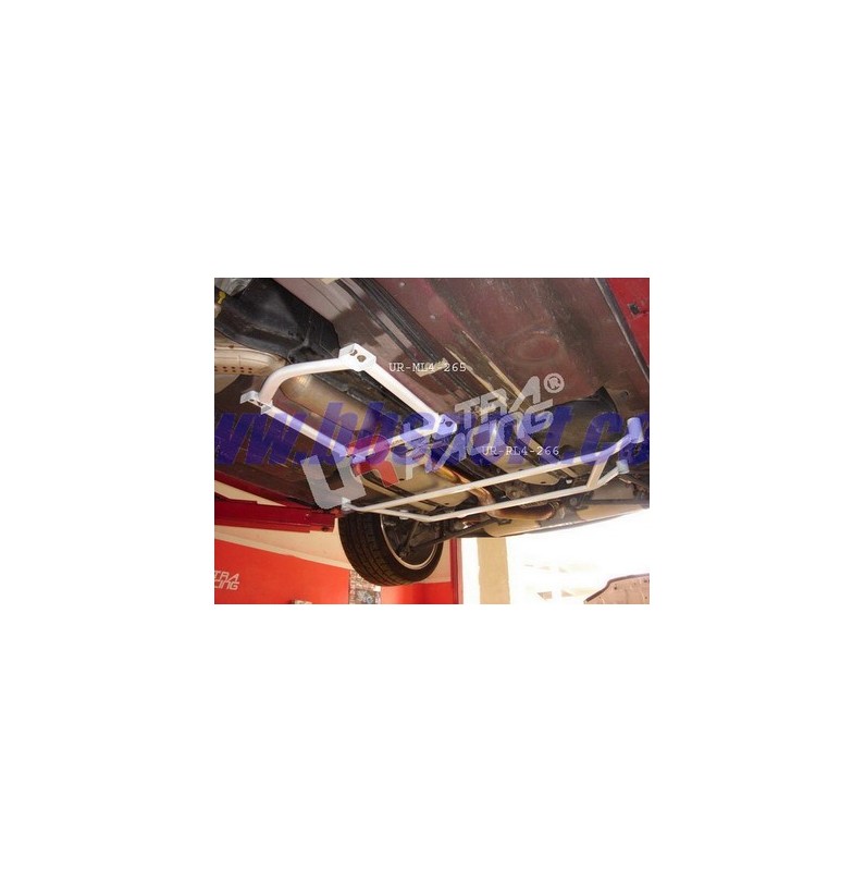 Refuerzo paralelogramo subchásis intermedio Ultra Racing Mazda RX8 Refuerzo paralelogramo subchásis intermedio Ultra Racing Mazda RX8