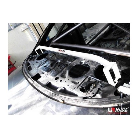 Barra refuerzo torretas traseras  Ultra Racing Nissan 200 SX S14