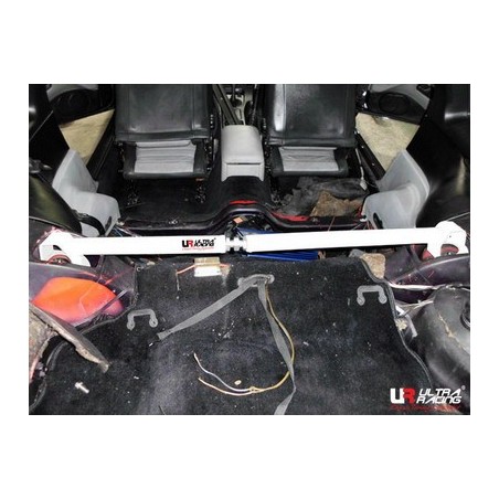 Barra refuerzo torretas traseras Ultra Racing Nissan 300 ZX Z32