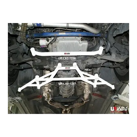 Barra refuerzo 8 puntos subchásis delantero Ultra Racing 350Z Z33
