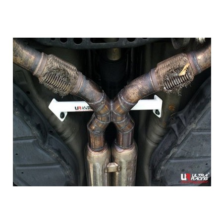 Barra refuerzo subchásis intermedio Ultra Racing 350Z Z33