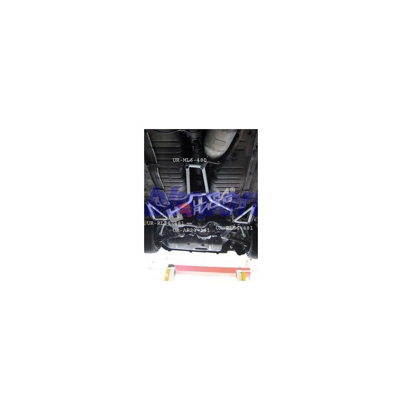 Set refuerzos laterales subchásis trasero Ultra Racing Nissan Skyline GT-R32 4W Set refuerzos laterales subchásis trasero Ultra Racing Nissan Skyline GT-R32 4W