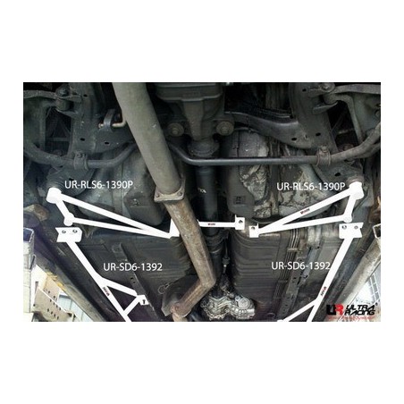 Set refuerzos laterales subchásis side bar Ultra Racing Nissan Skyline GT-R33 4WD