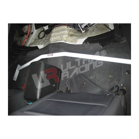 Barra refuerzo interior room bar Ultra Racing Nissan Skyline GT-R34 4WD