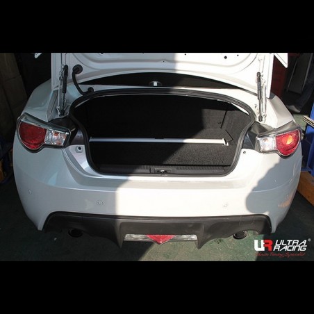 Barra refuerzo torretas traseras Ultra Racing Subaru BRZ/ Toyota GT86