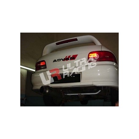 Barra refuerzo subchásis trasero Ultra Racing Subaru Impreza GC8 94-01