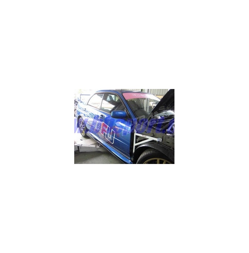 Set refuerzos aletas fenders Ultra Racing Subaru Impreza WRX type GD 01-07