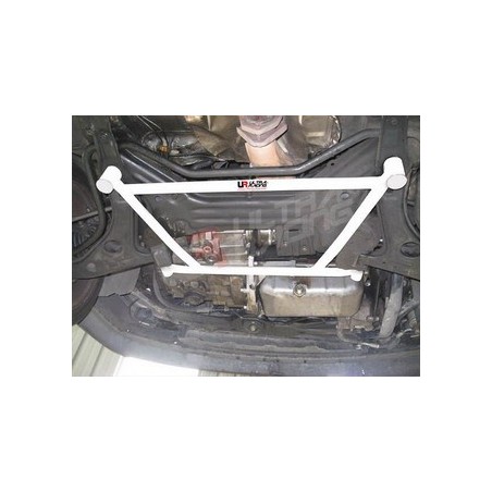 Refuerzo paralelogramo subchásis delantero 4 puntos Ultra Racing VW Golf 2 & 3
