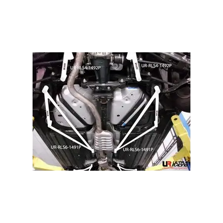 Set 2 refuerzos diagonales subchásis trasero Ultra Racing Subaru XV 2.0 2012