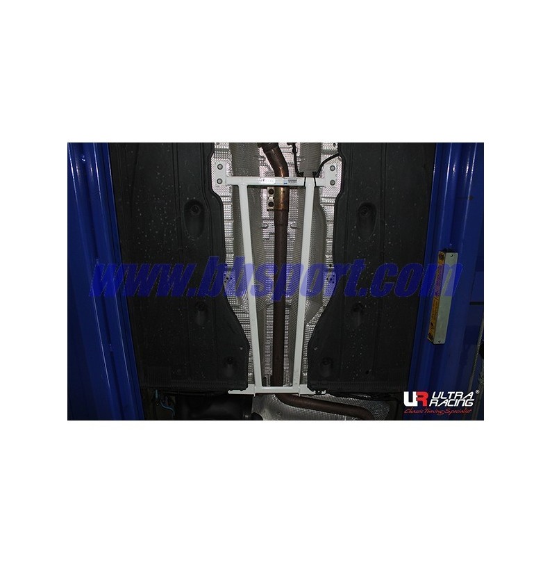 Refuerzo paralelogramos subchásis intermedio Ultra Racing VW Golf 7 2.0 TDI Audi A3 8V 2.0 TDI Refuerzo paralelogramos subchásis intermedio Ultra Racing VW Golf 7 2.0 TDI Audi A3 8V 2.0 TDI