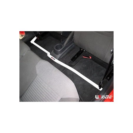 Barra refuerzo interior room bar Ultra Racing Audi A1 + VW polo 9N + 6R