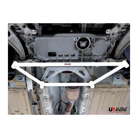 Refuerzo paralelogramo subchásis delantero Ultra Racing Audi TT 8J TTS