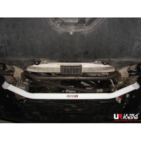 Barra refuerzo inferior subchásis delantero Ultra Racing BMW Serie 5 E60