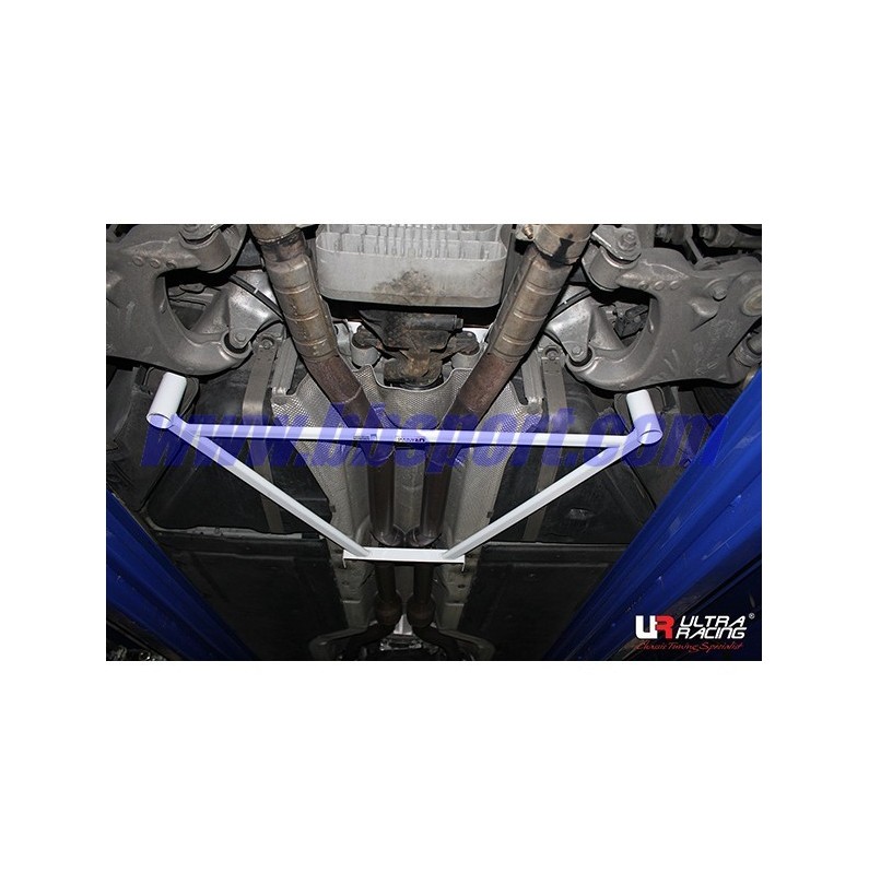 Refuerzo paralelogramo subchásis trasero Ultra Racing BMW M5 E60 Refuerzo paralelogramo subchásis trasero Ultra Racing BMW M5 E60