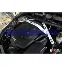 Barra refuerzo torretas delanteras Ultra Racing BMW M3 E92