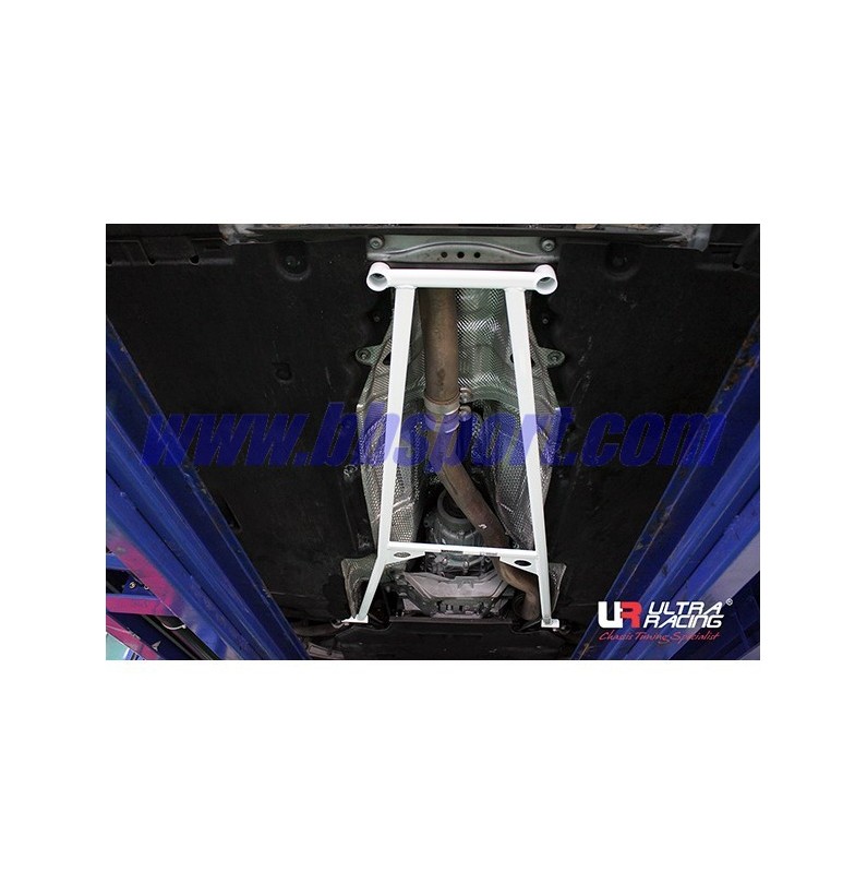 Audi A6 C7 11+ UltraRacing 4P Rear Lower Brace 2227 Audi A6 C7 11+ UltraRacing 4P Rear Lower Brace 2227