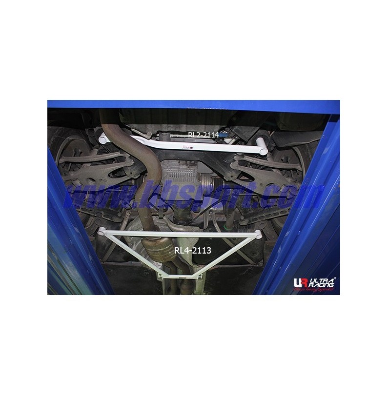 BMW 1M Coupe E82 10+ UltraRacing 4-Point Front Lower Brace BMW 1M Coupe E82 10+ UltraRacing 4-Point Front Lower Brace