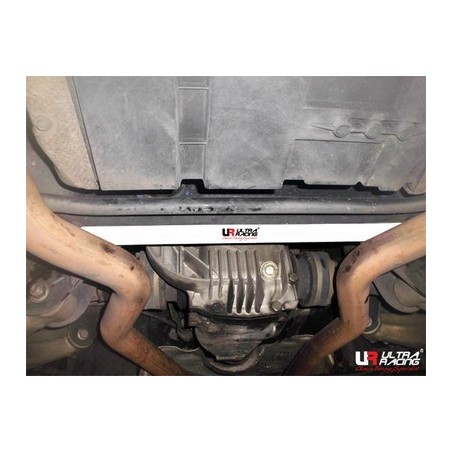 BMW E53 X5 4.4 99-06 UltraRacing 2-Point Rear Lower Bar 1704