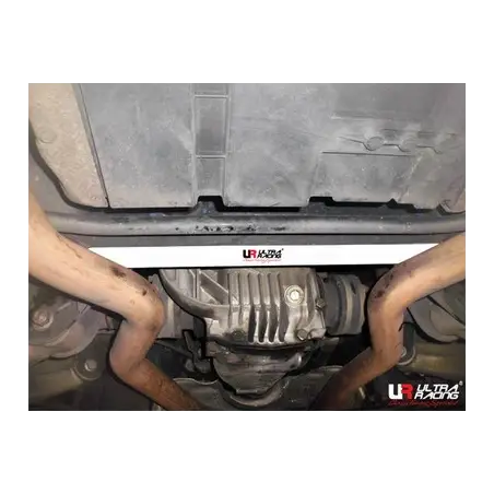 BMW E53 X5 4.4 99-06 UltraRacing 2-Point Rear Lower Bar 1704