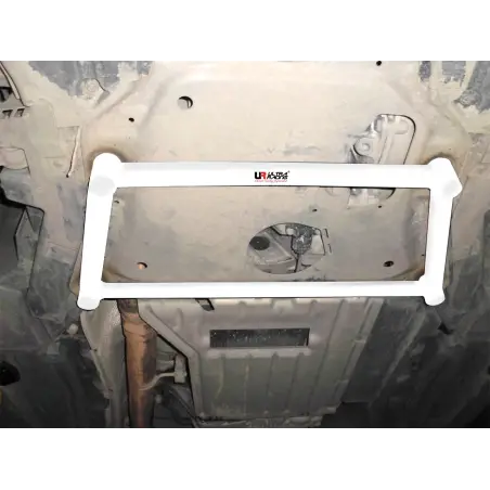 BMW X6 E71 08+ UltraRacing 4-Point Front Lower Brace