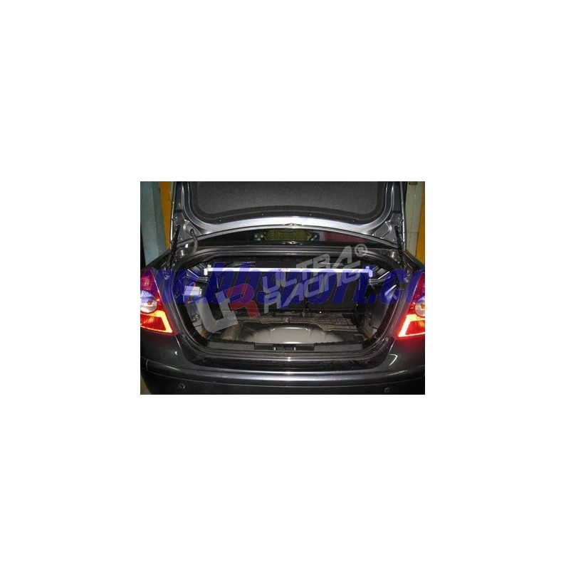 Ford Focus MK2 1.6 UltraRacing 2P Rear Upper Strutbar Adj. Ford Focus MK2 1.6 UltraRacing 2P Rear Upper Strutbar Adj.