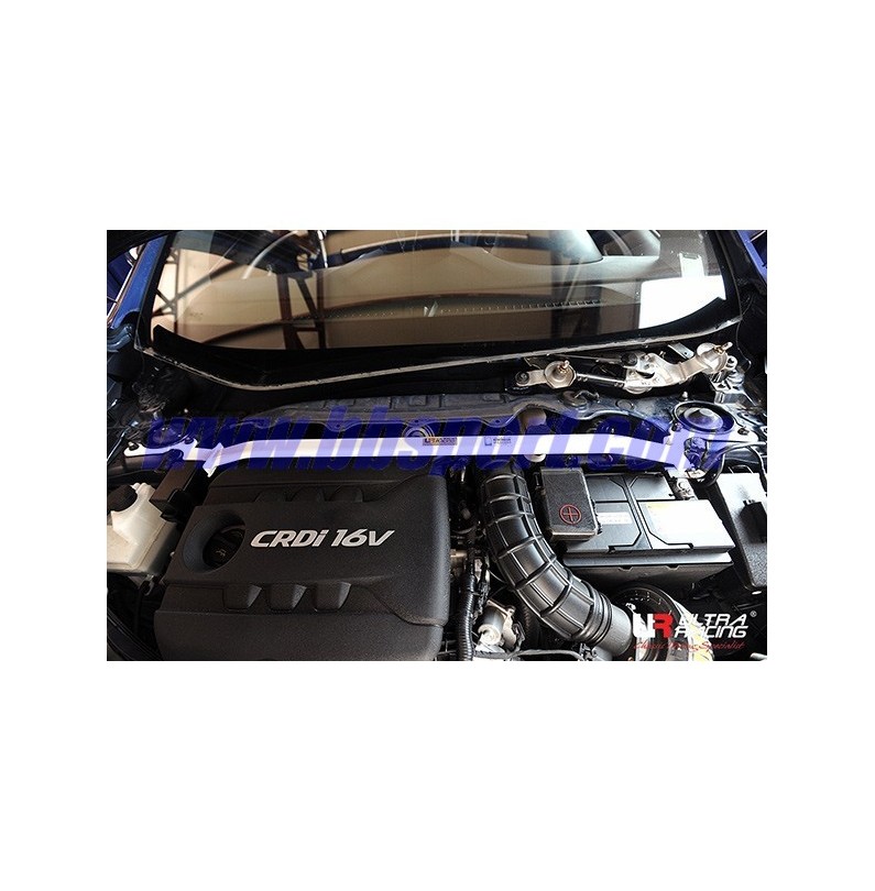 Hyundai I30 1.6D 12+ UltraRacing 2P Front Upper Strutbar Hyundai I30 1.6D 12+ UltraRacing 2P Front Upper Strutbar