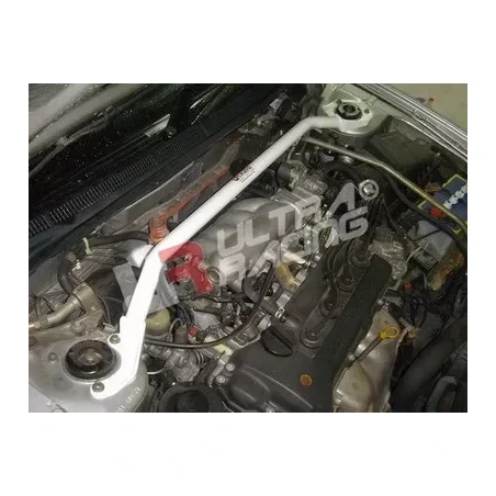 Nissan Sunny 95-99 B14 UltraRacing Front Upper Strutbar