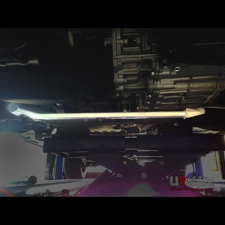 Volkswagen Tiguan 07+ UltraRacing 2-Point Front Lower Brace