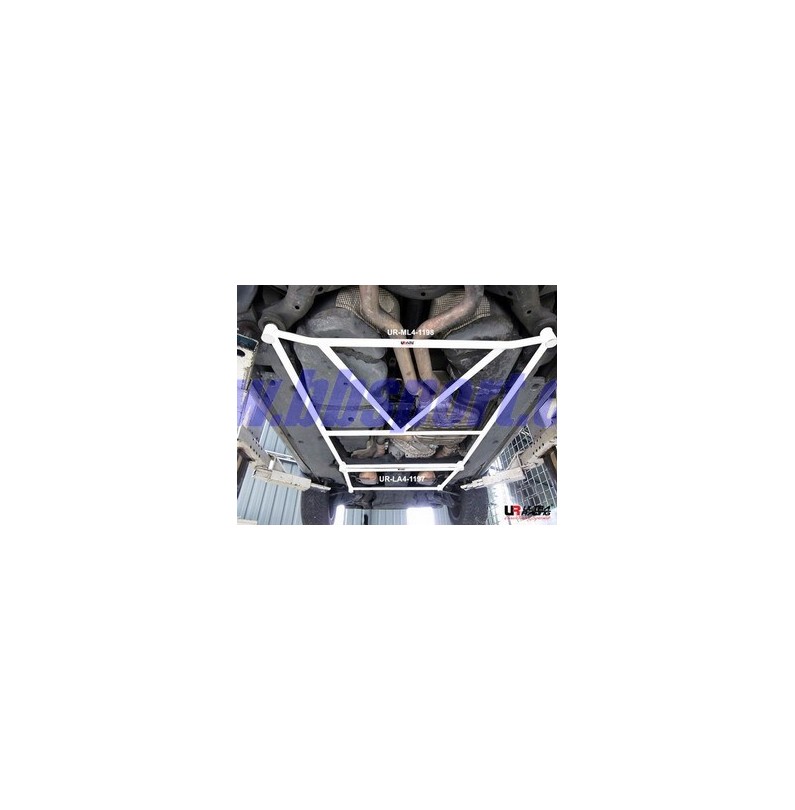 VW Touareg 5.0 V10 02+ UltraRacing 4-Point Mid Lower H-Brace VW Touareg 5.0 V10 02+ UltraRacing 4-Point Mid Lower H-Brace