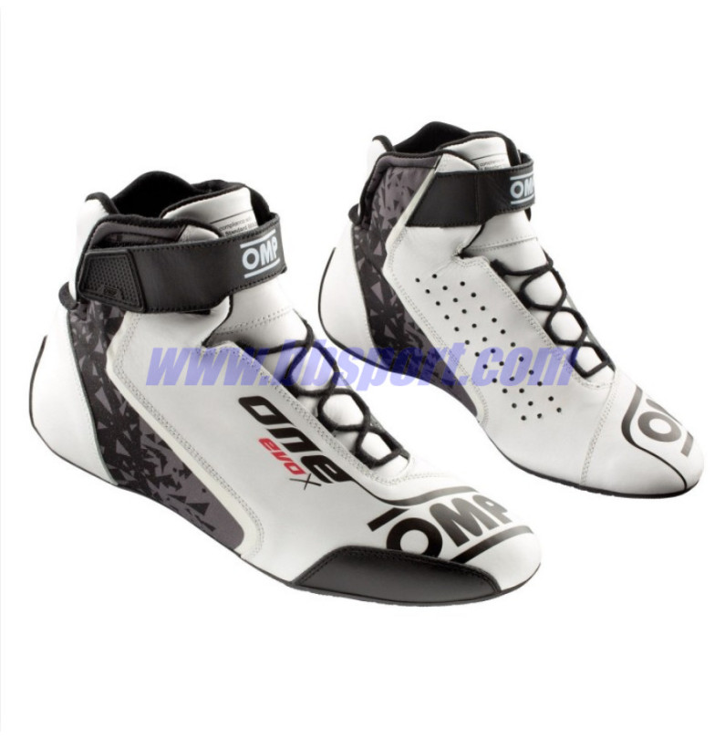 BOTINES OMP ONE EVO BLANCO FIA8856-2018 BOTINES OMP ONE EVO BLANCO FIA8856-2018