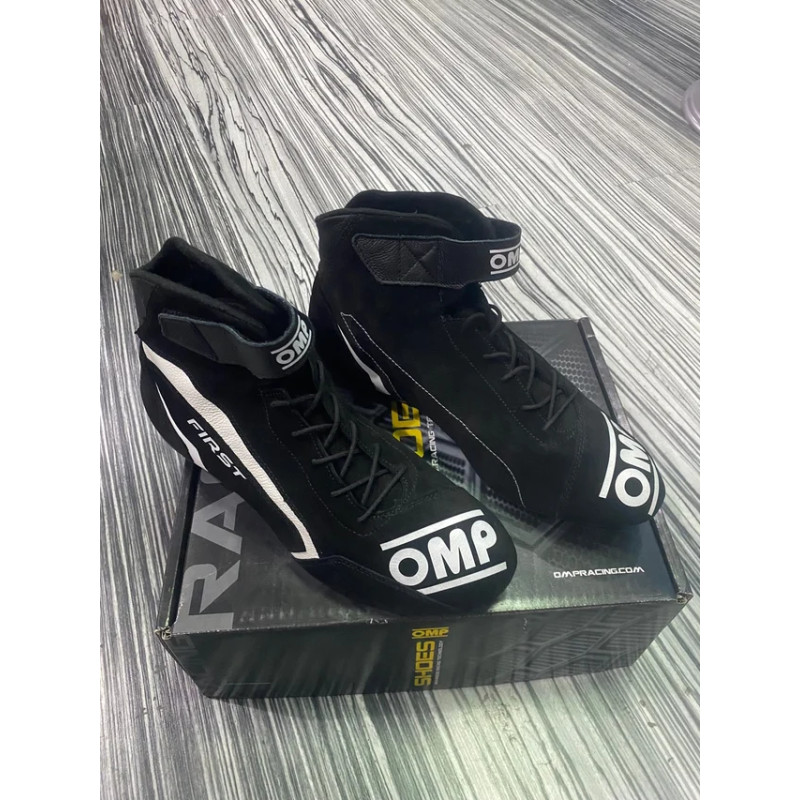 OFERTA OUTLET botines ignífugos homologados FIA OMP First talla 45 OFERTA OUTLET botines ignífugos homologados FIA OMP First talla 45