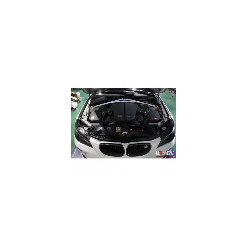 OFERTA OUTLET Barra de torretas delantera Ultra Racing BMW M5 F60 OFERTA OUTLET Barra de torretas delantera Ultra Racing BMW M5 F60