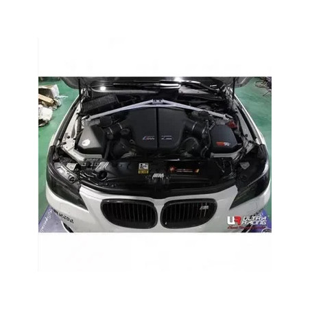 OFERTA OUTLET Barra de torretas delantera Ultra Racing BMW M5 F60