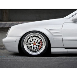 Mercedes W208 (CLK) 00-01 Front Fenders