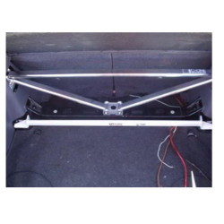 Barra refuerzo chásis maletero Ultra Racing UR-RE2-580 Toyoya Celica T23 2000-