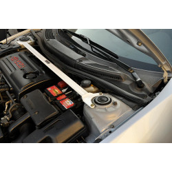 Barra refuerzo torretas delantera Ultra Racing Toyota Celica T23 00+ tsport vvtl-i 192 cv LHD (Left handed drive)