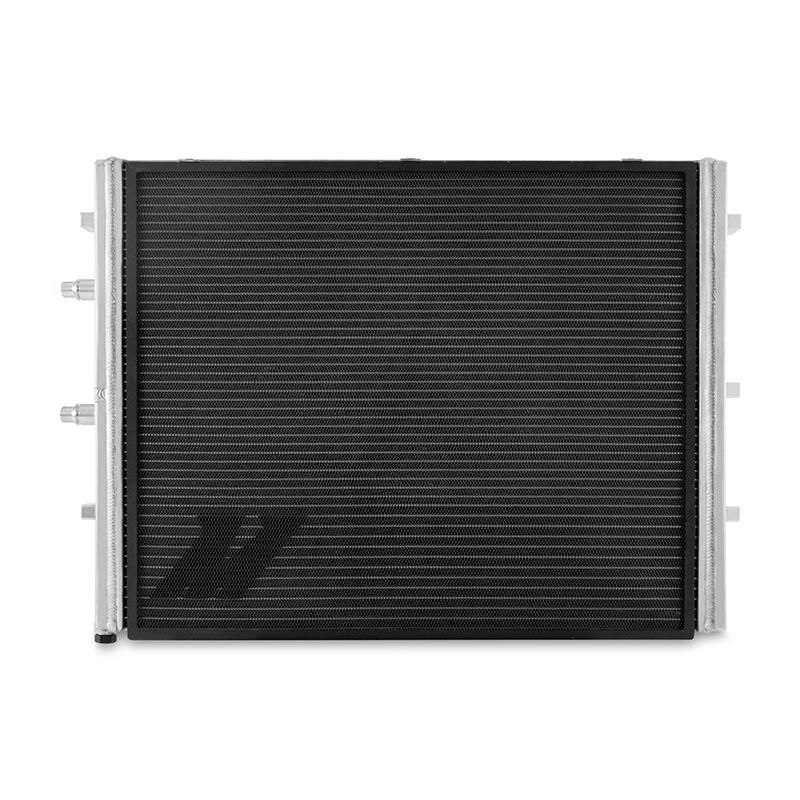 Intercambiador de calor (heat exchanger) Mishimoto BMW M3 F80 / M4 F82 / M2 Competition F87